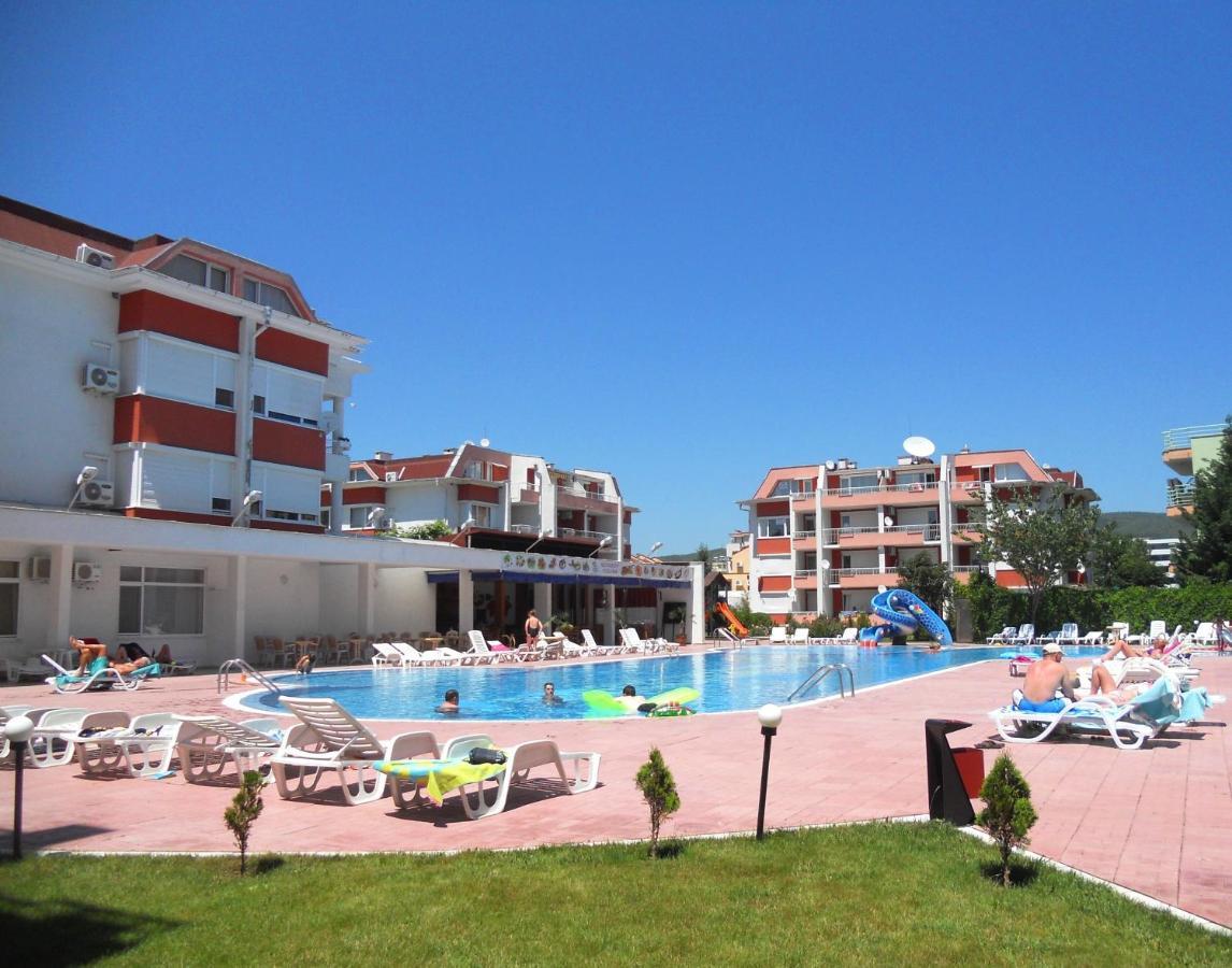 Sunny Fort Private Apartment Солнечный берег Экстерьер фото