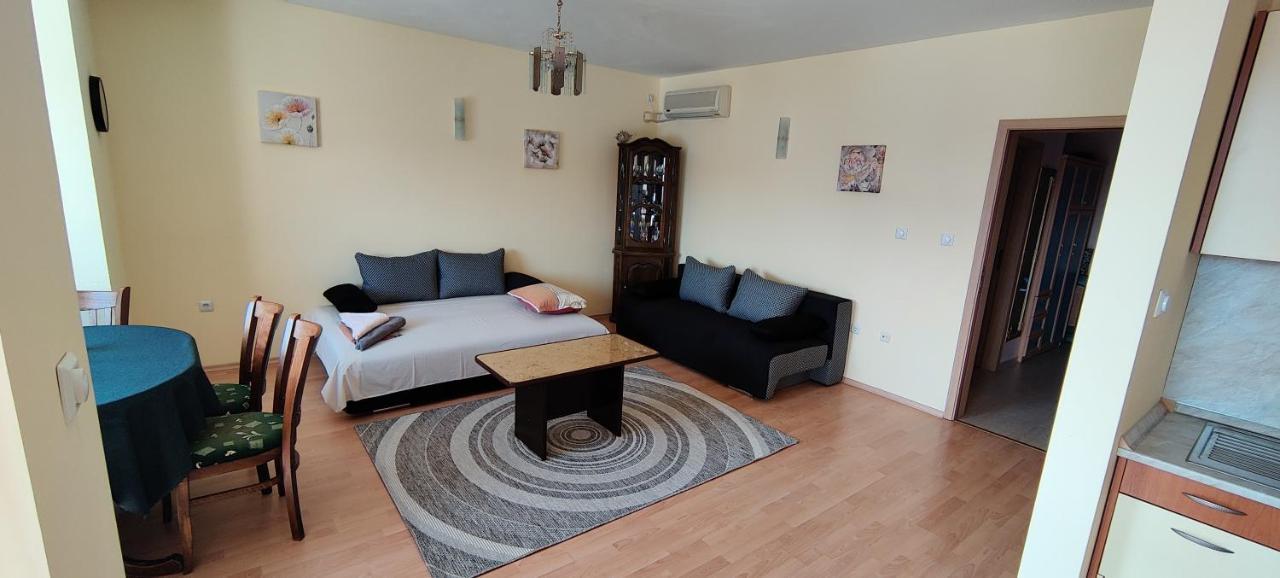 Sunny Fort Private Apartment Солнечный берег Экстерьер фото