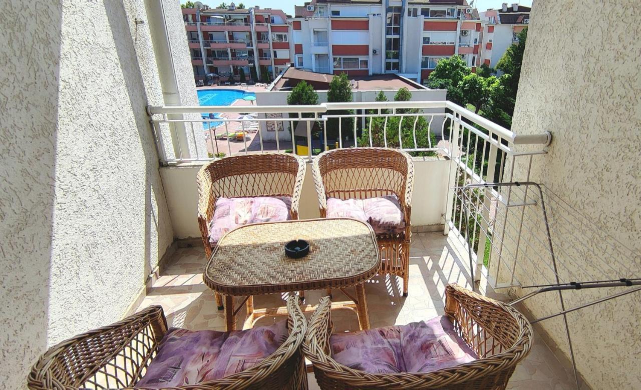 Sunny Fort Private Apartment Солнечный берег Экстерьер фото